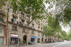 The apartment is located in the Eixample district, an upscale centrally located neighborhood with tree-lined streets and plentiful cafes, restaurants and bakeries right outside the door.