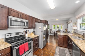 Fully equipped kitchen 