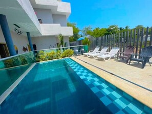 Utomhuspool