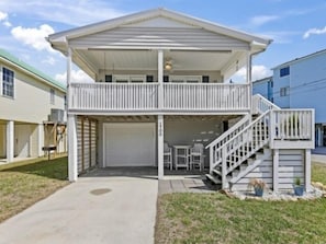 Architecture, Building, Indoors, Garage, House