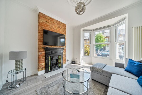Living room with Sofa Bed