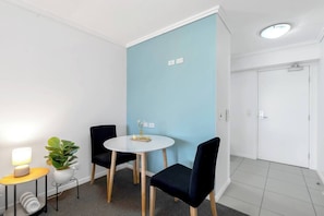 Whether it’s a tea break, a bite to eat, or a quick catch-up on work, the bedroom’s dining nook offers a peaceful, versatile corner to pause.