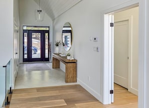Secluded Sands entry