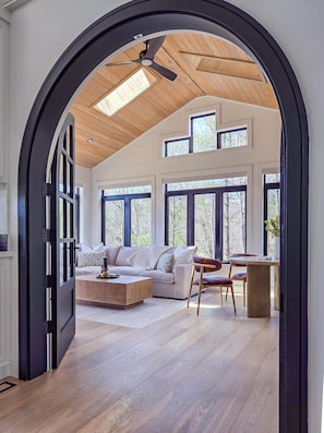 Muskoka room entry