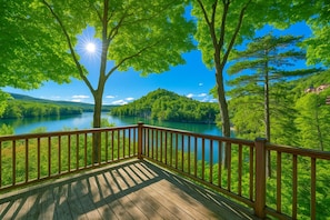 Deck | Entertaining Space | Stunning Views