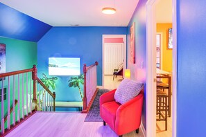 Interior | Central Heating & A/C | Free WiFi