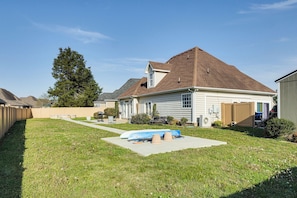 Back Exterior | 2-Story Home