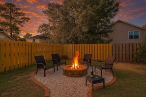 Fire Pit | Outdoor Entertainment | Cosy Setting