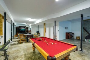Game Room | Flat-Screen TV | Pool Table | Foosball Table | Piano