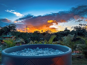 Bain à remous extérieur