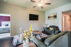 Living Room | Smart TV