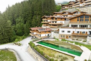 Außenseite Ferienhaus [Sommer]