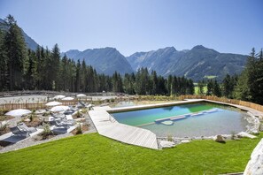 Schwimmbad des Ferienhauses