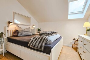 Schlafzimmer (1)