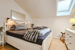 Schlafzimmer (1)