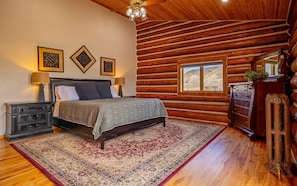 Bedroom 2 with King size bed