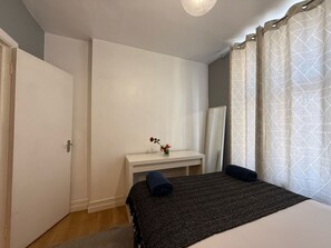 This photo represents bedroom 1 of the flat