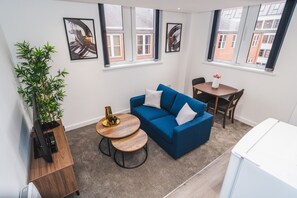 Living Room / Lounge