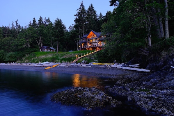 The main house & small guest house (left)