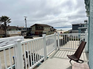 Front deck off of second level