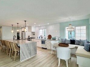 Kitchen (1)