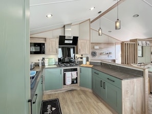 Kitchen | Hillfort Lodge, Llanrhystud