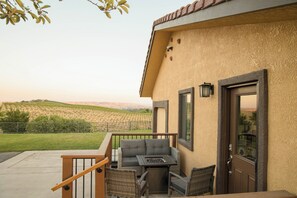 Kiler Canyon Studio Apartment