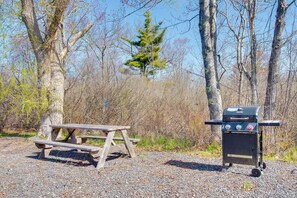 Private Gas Grill | Picnic Table | Shared Fire Pits
