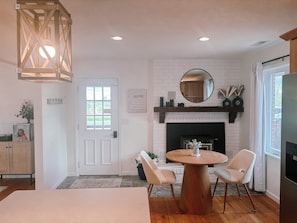 Entry area with cozy dining nook