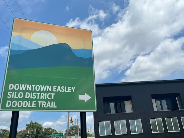 Silos, Doodle Trail, and Downtown Easley Blocks away!