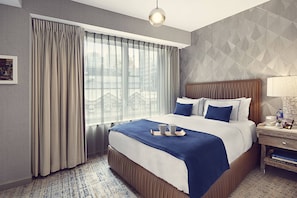 Queen size bed