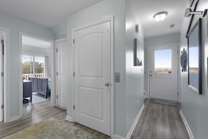 2nd floor foyer