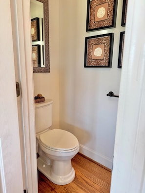 1/2 bath in the living room area