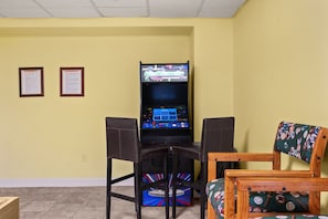Spielezimmer