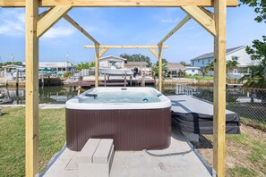 Private Jacuzzi