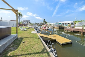 Dock