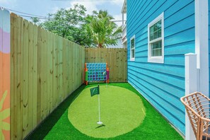 Putt-putt tournaments, and giant cornhole battles—who’s in?