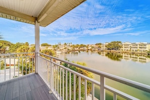 Your front-row seat to tranquility—enjoy stunning waterfront views right from the balcony.