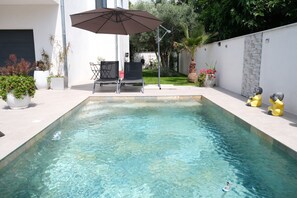 Location vacances SALON-DE-PROVENCE maison à louer piscine