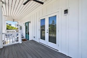 Cali's Coastal Dream - 117 SE 75th St (57)