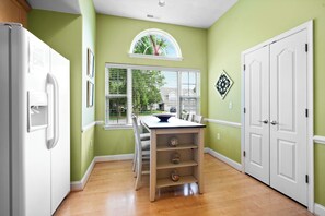 Kitchen Breakfast Nook