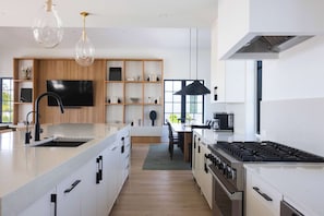 Kitchen Overview