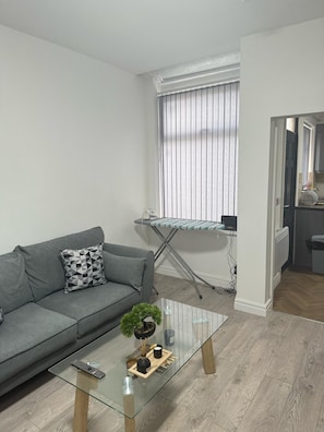 Living Room / Lounge