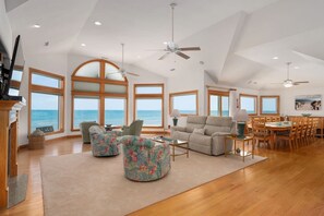 Enjoy the huge living and dining space, filled with Atlantic Ocean vistas.