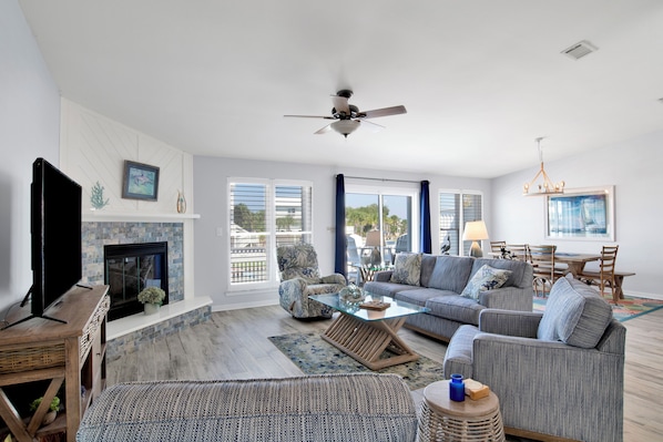 Living Room with balcony overlooking Ol' River.