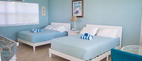 2 Queen Beds