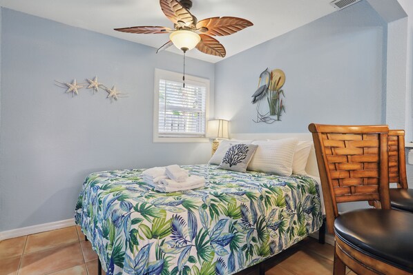 Coco Sands Studio #4 - Bedroom area