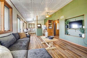 Living Area | Main Floor | Free WiFi | Central A/C & Heating