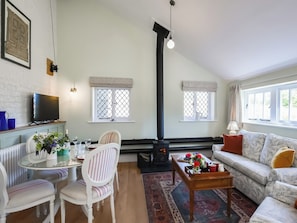 Open plan living space | The Vinery - Cottage Escapes, Shrewsbury