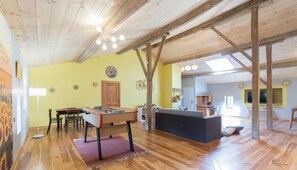 Spielezimmer